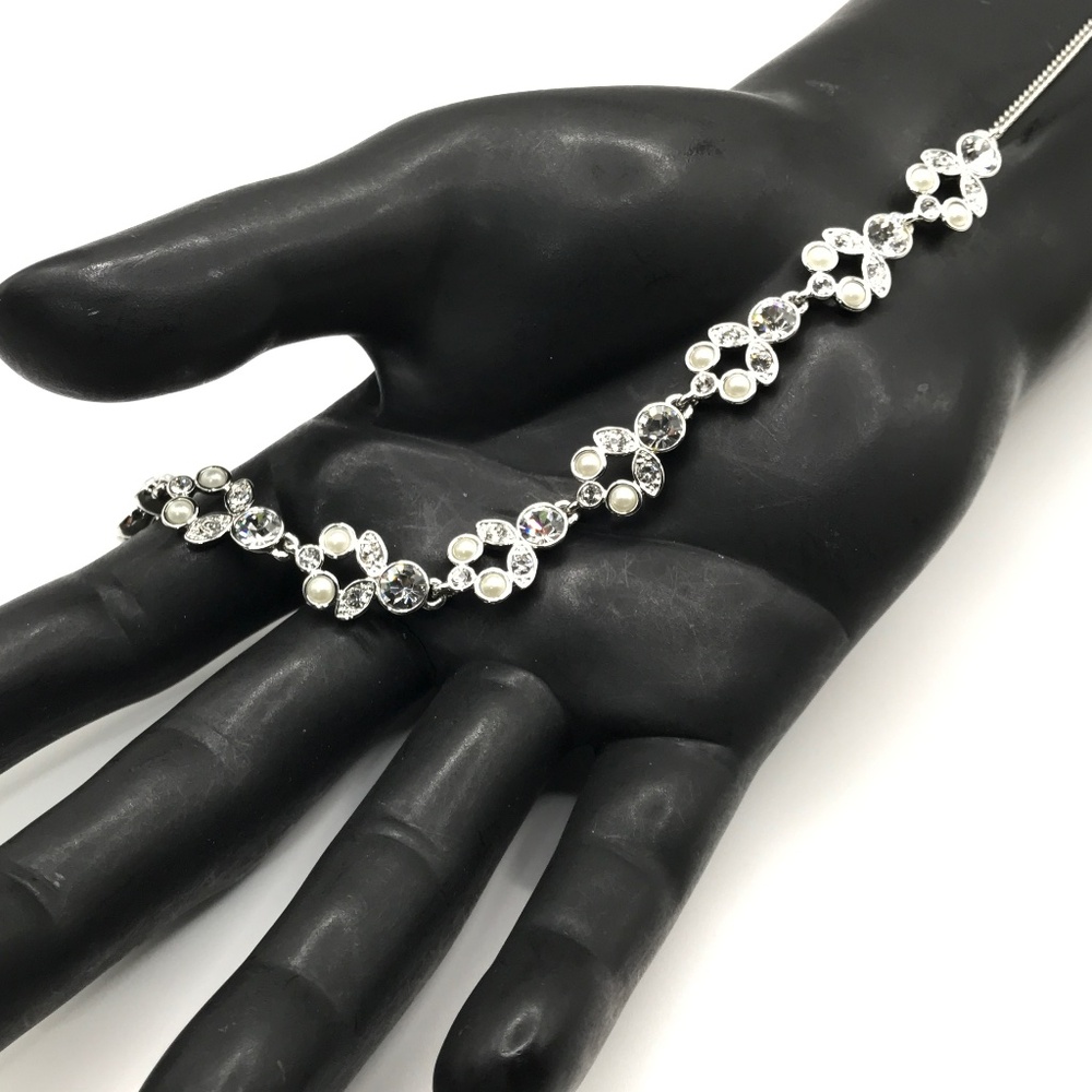 Givenchy Necklace Crystal & Faux Pearl Silver Plate Wedding Prom 16-19 Adjust